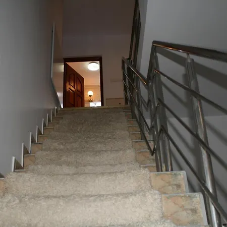 Penthouse Daniela - 3 Rooms In A Spacious Central Apartment Targu Mures Exterior photo