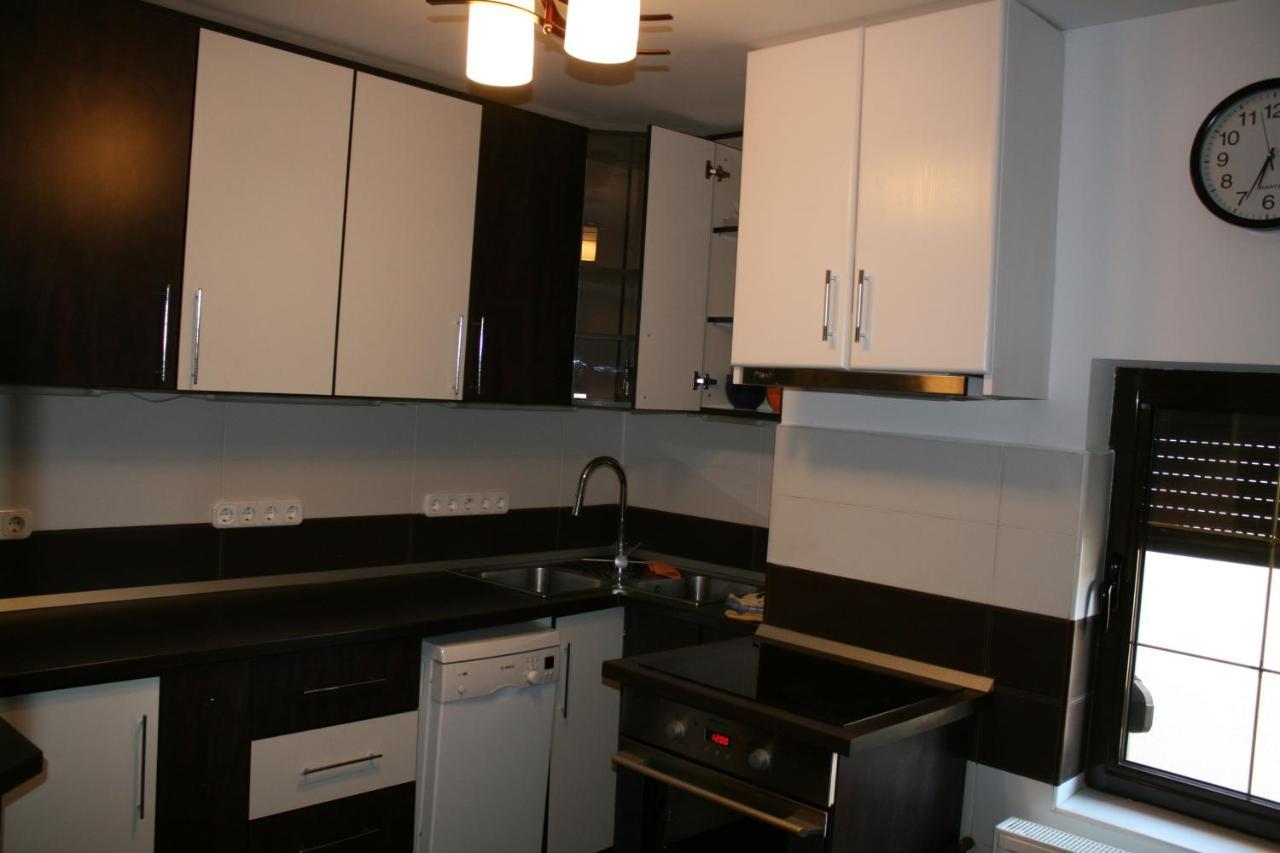 Penthouse Daniela - 3 In A Spacious Targu Mures