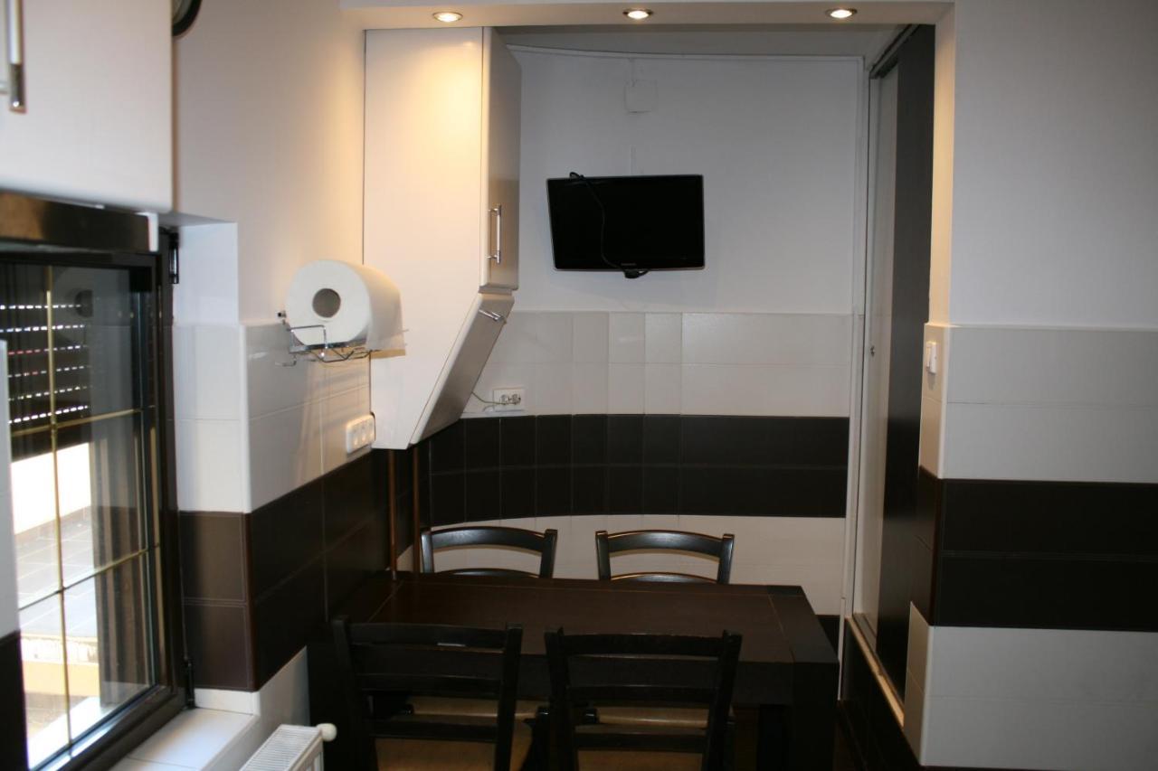 Penthouse Daniela - 3 In A Spacious Apartment *